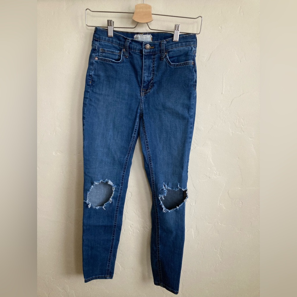 Free People Denim Distressed High Rise Skinny Jeans, Women’s Size 27